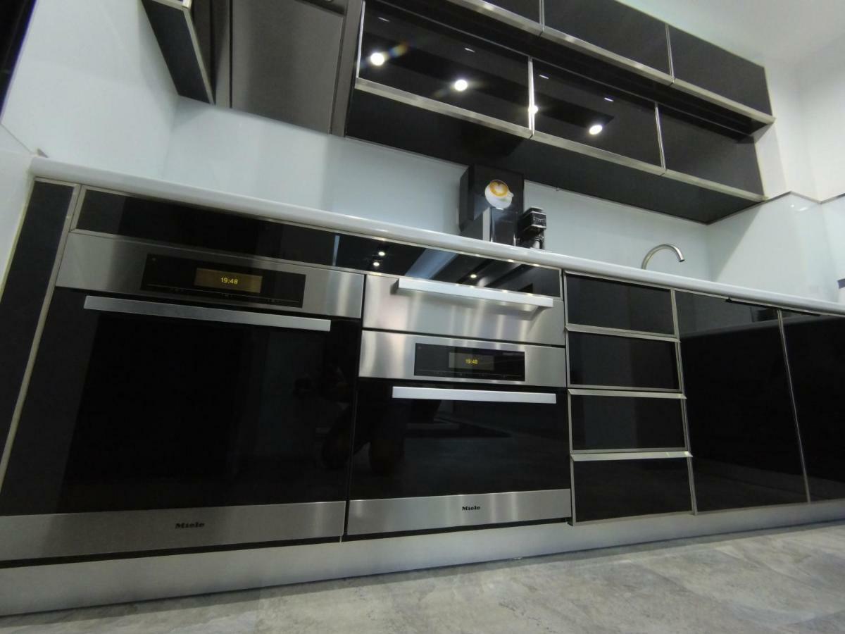 Grey Apartment Ni Exteriér fotografie