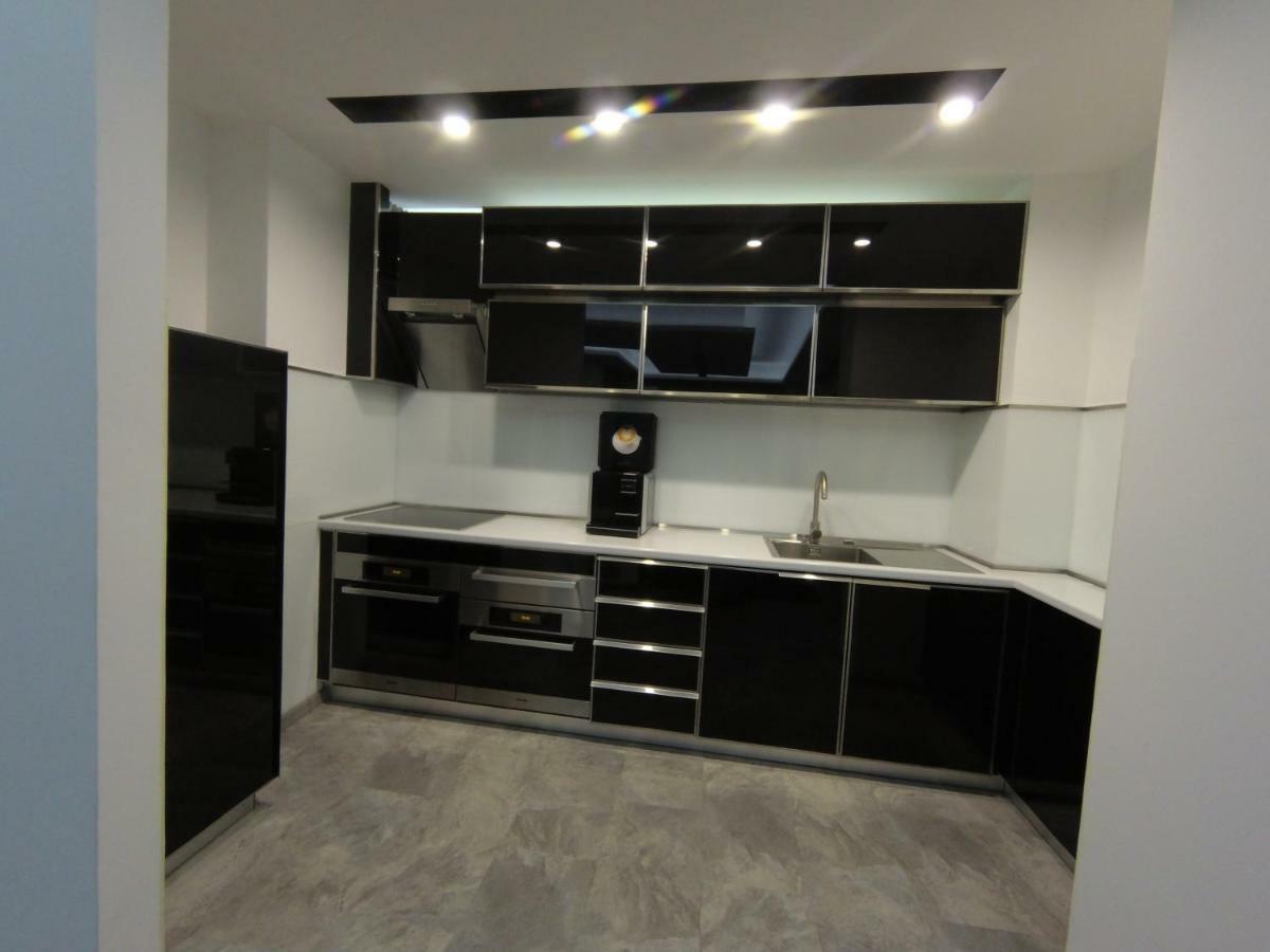 Grey Apartment Ni Exteriér fotografie